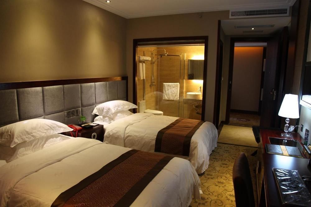 Tiancheng Holiday Hotel Nanchong Екстериор снимка
